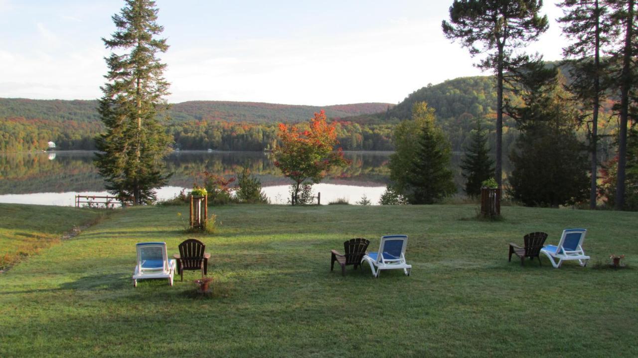 Motel Ours Bleu Lac-Saguay 외부 사진